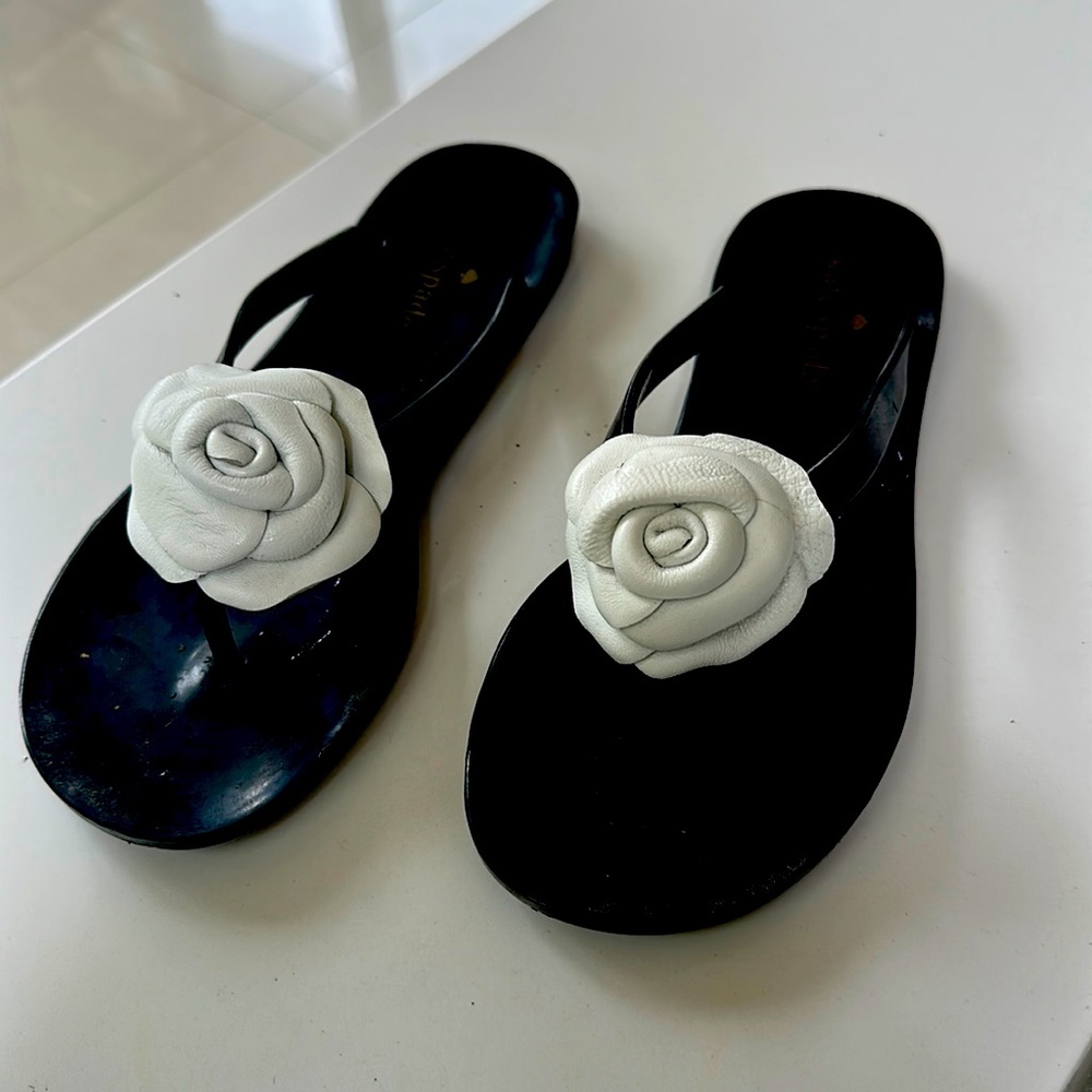 Ladies size 7 sandal